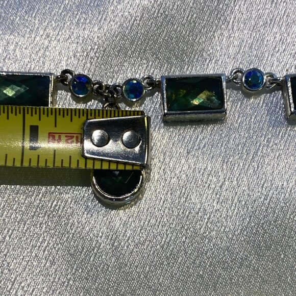 A•LINE Amy Kaplan Green Glass Statement Necklace - Picture 8 of 9